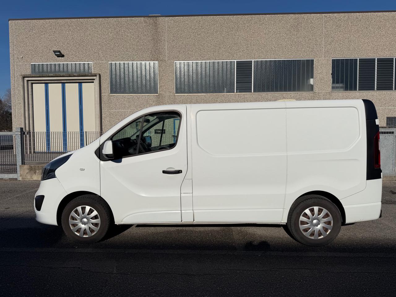 OPEL Vivaro 27 1.6 BiTurbo 140CV PC-TN Furgone Edition - 2