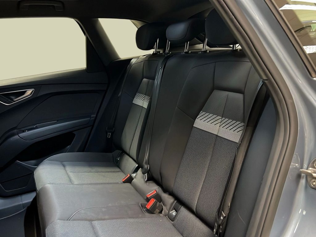 AUDI Q4 e-tron 40 business advanced - 7