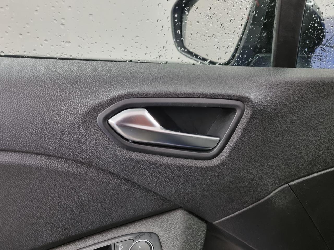 MITSUBISHI Colt 1.0L turbo 90 CV Invite - 31