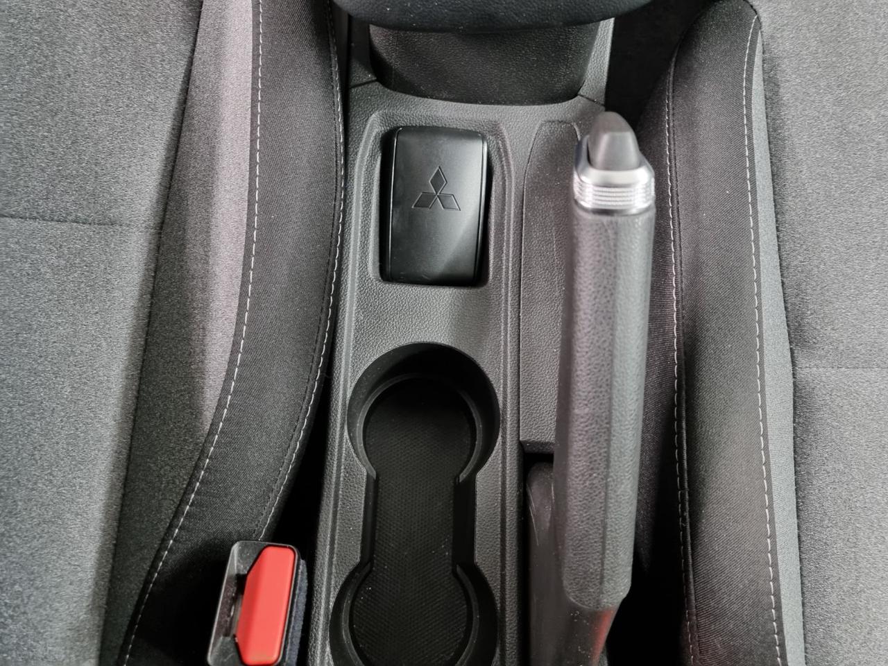 MITSUBISHI Colt 1.0L turbo 90 CV Invite - 34