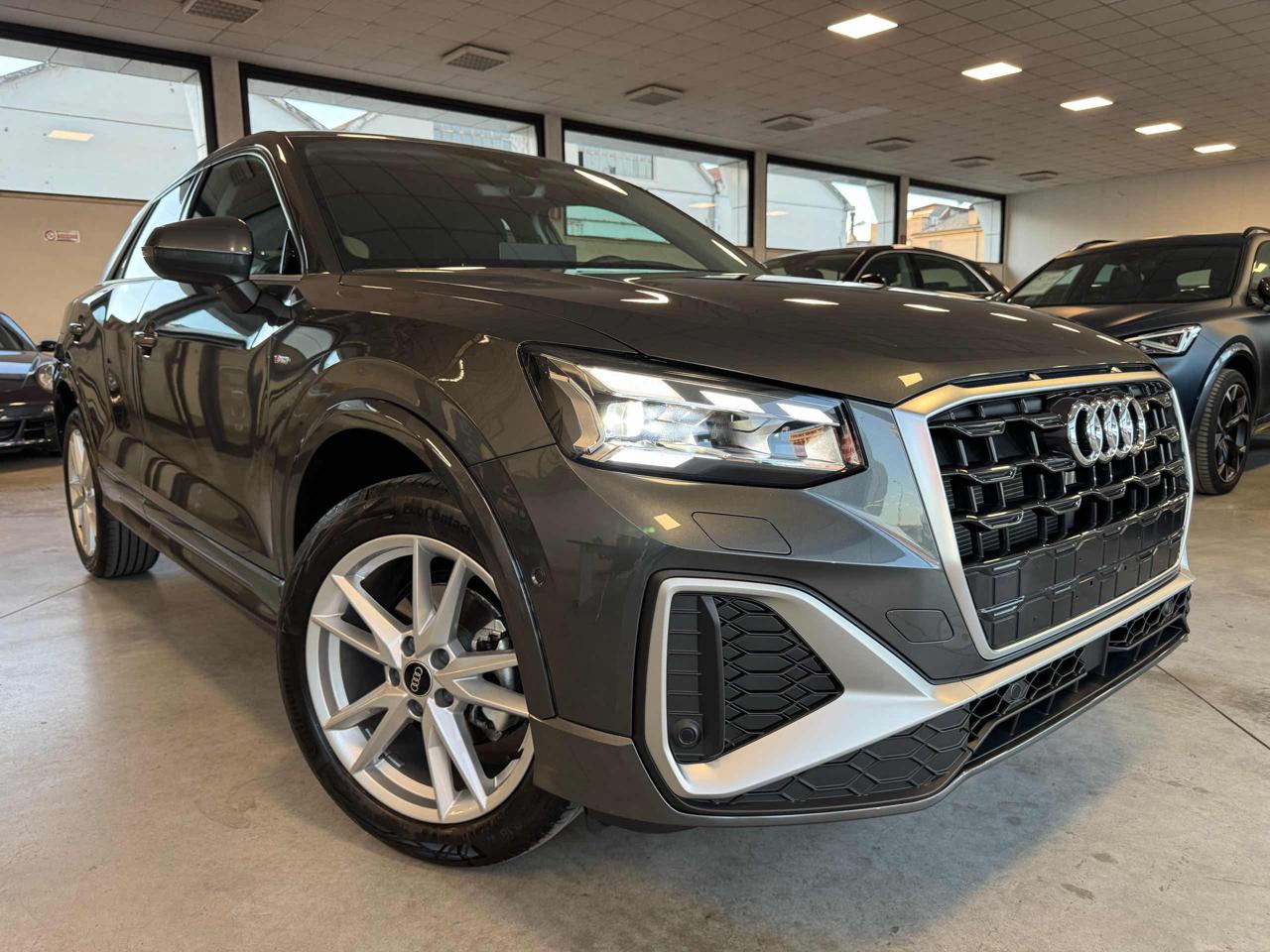 AUDI Q2 30 TFSI S line Edition Km 1813 - 3