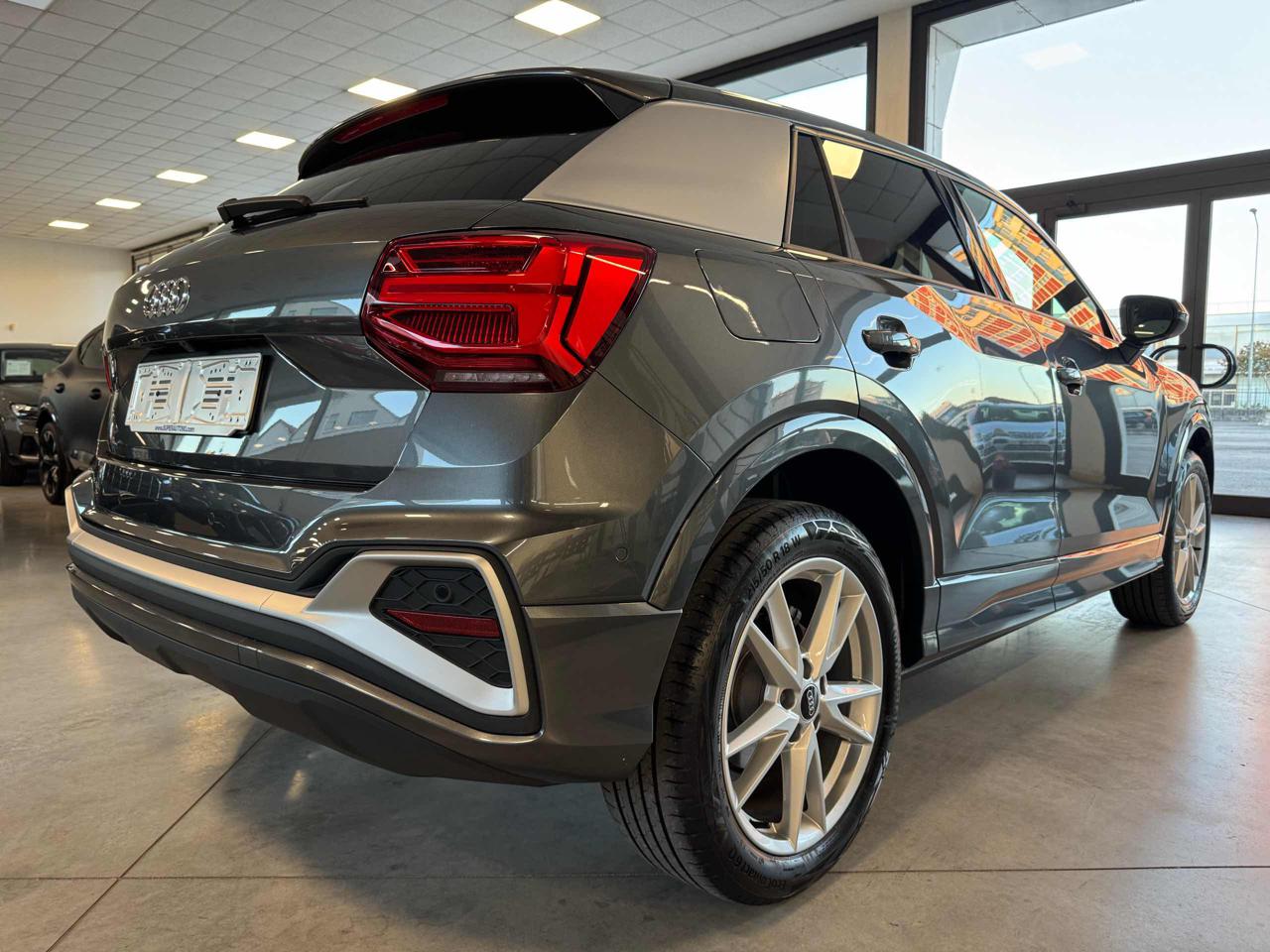 AUDI Q2 30 TFSI S line Edition Km 1813 - 4