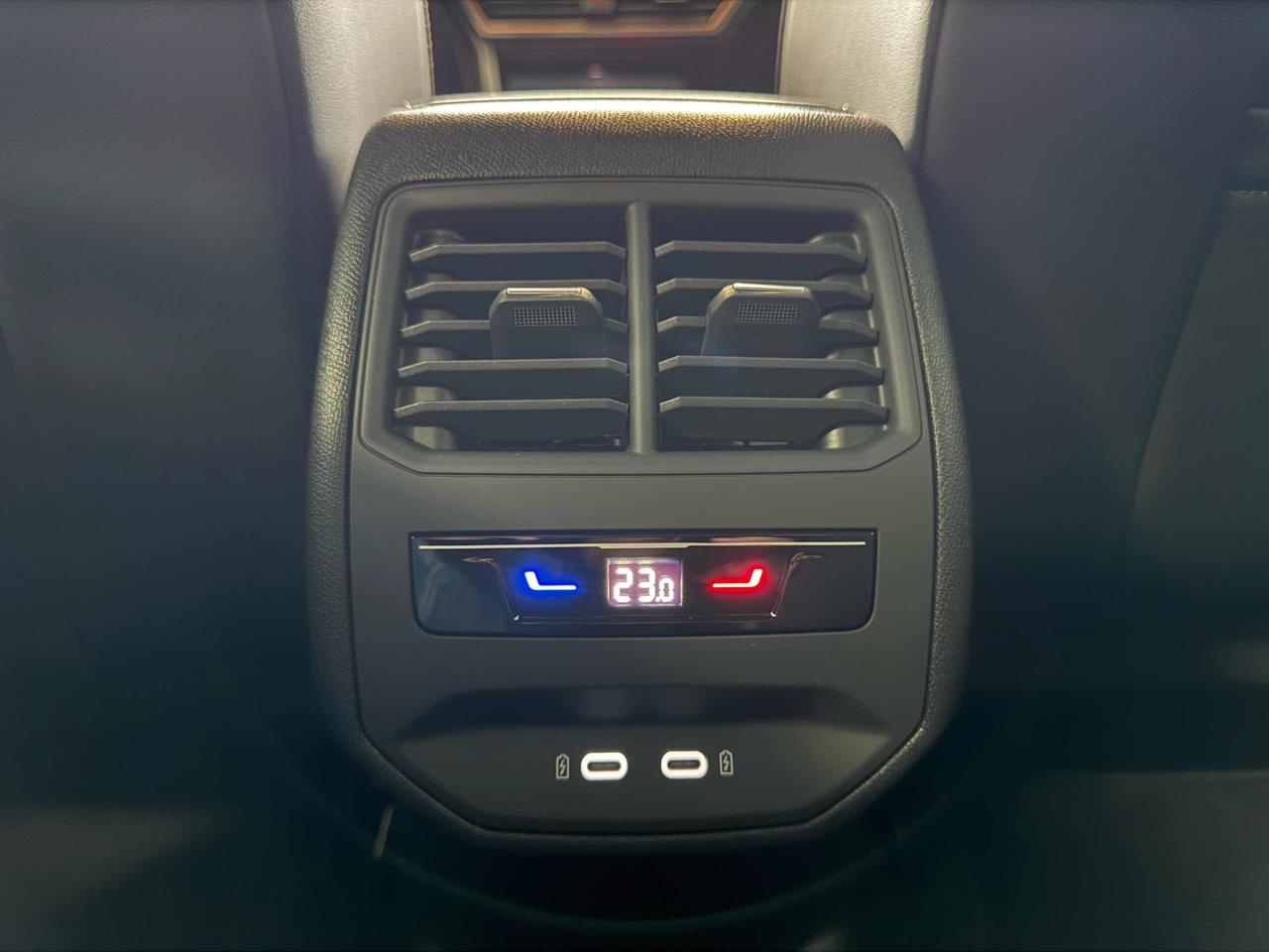 CUPRA Formentor 1.5 TSI DSG - 24