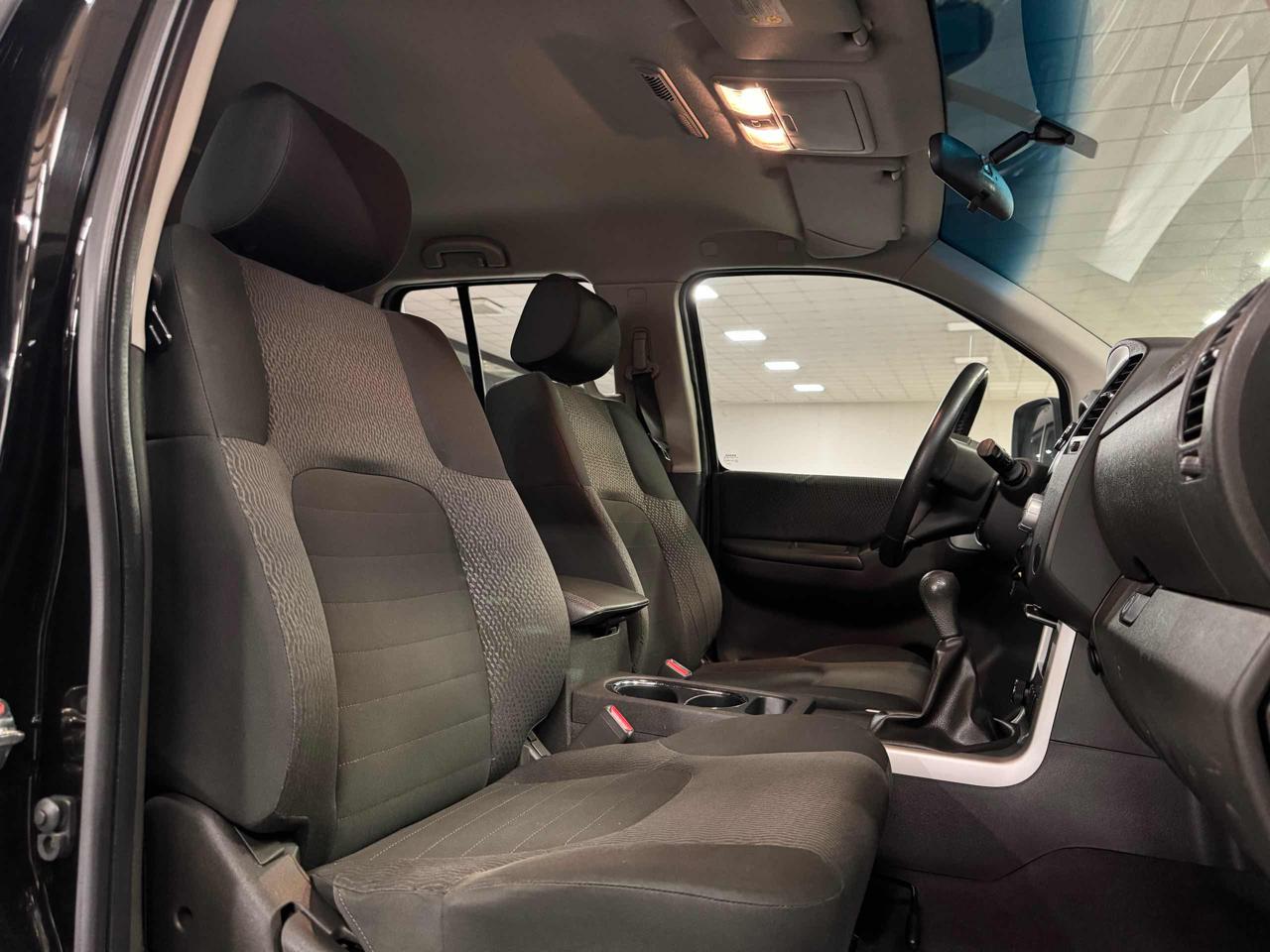 NISSAN Navara 2.5 dCi 190CV 4 porte Double Cab Sport - 10