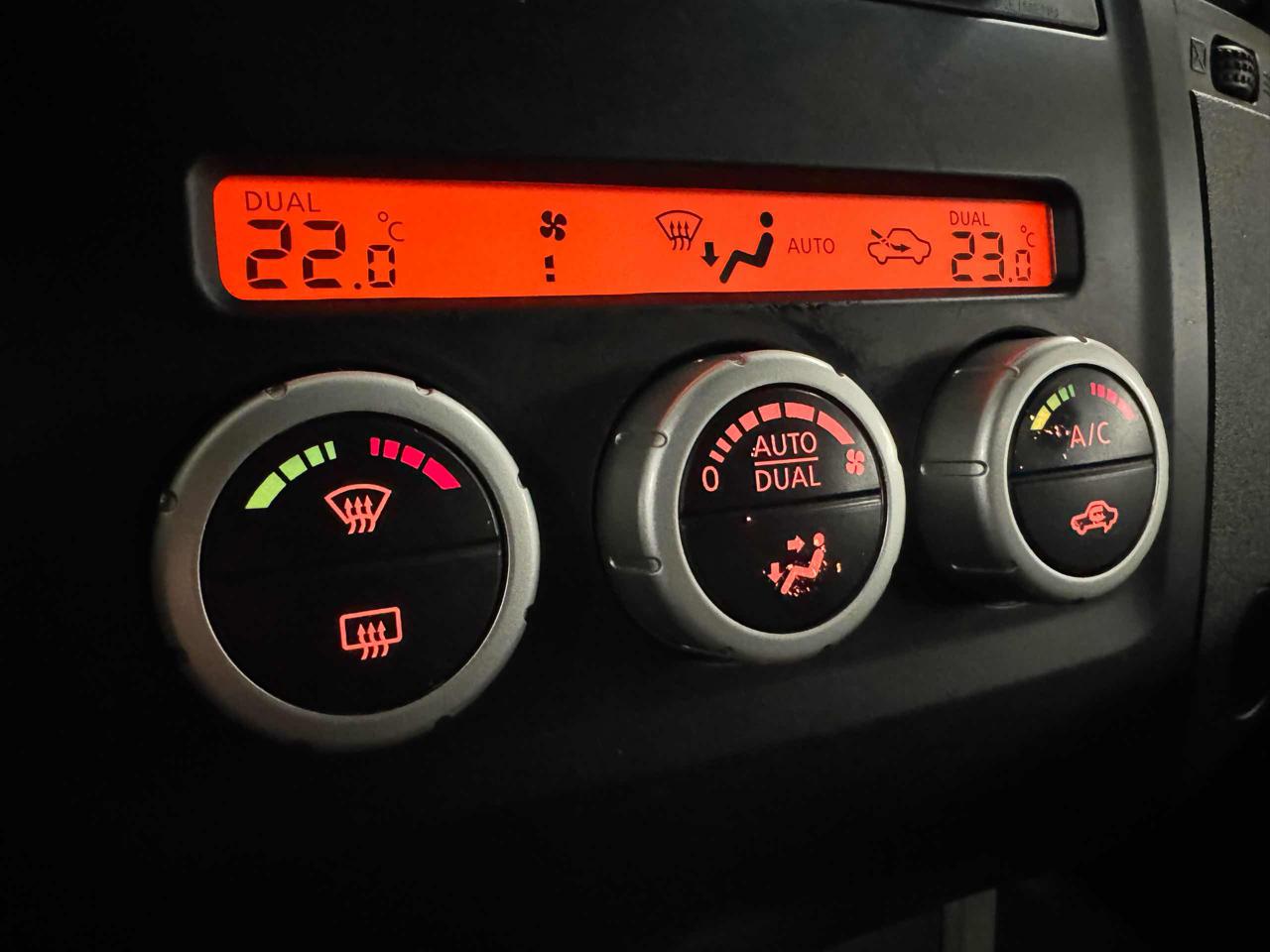 NISSAN Navara 2.5 dCi 190CV 4 porte Double Cab Sport - 13