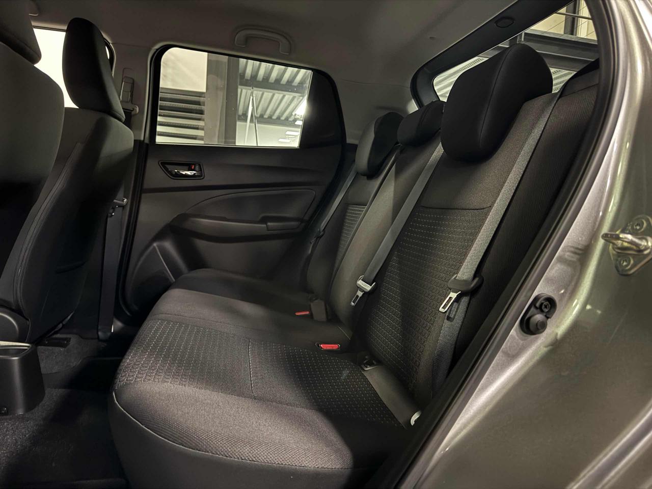 SUZUKI Swift 1.2 Hybrid CVT Easy Top - 12