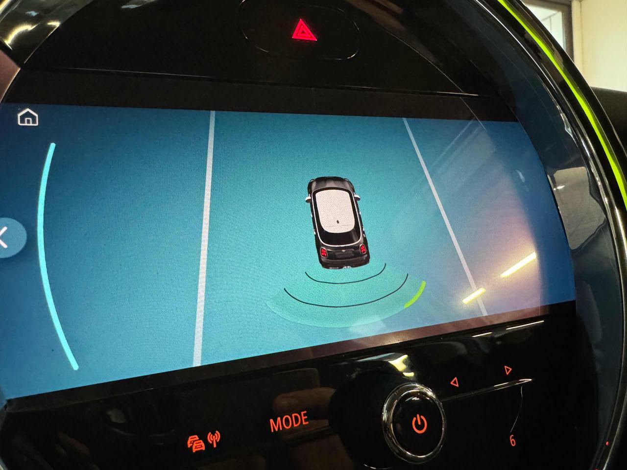 MINI Cooper 1.5 Cooper Camden 5 porte Cambio Automatico - 19