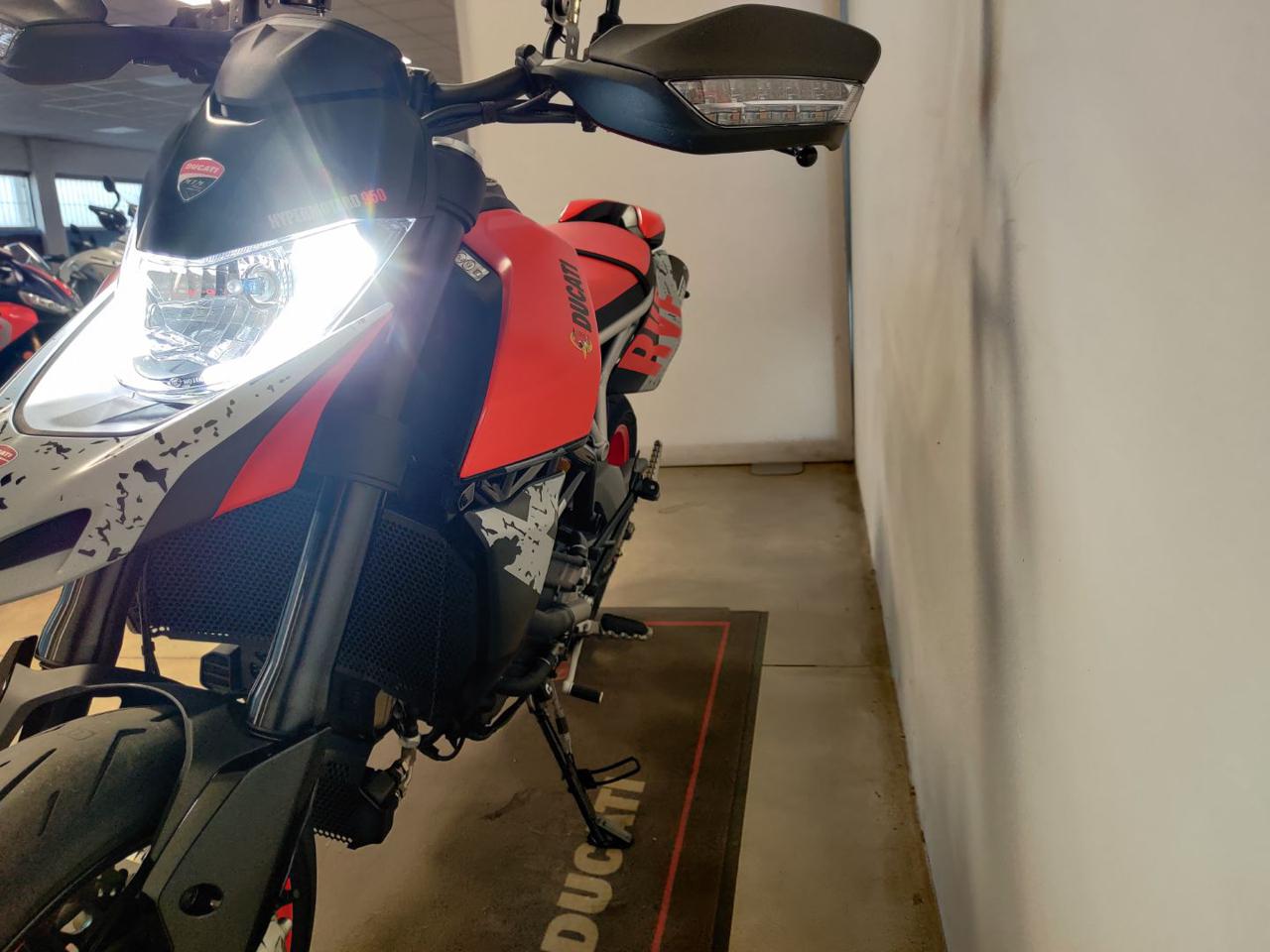 DUCATI Hypermotard 950 RVE CONCEPT 2 - 3