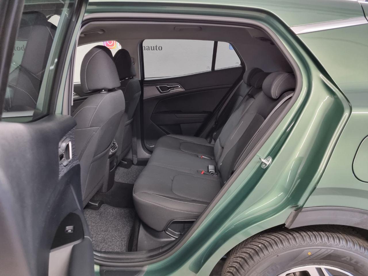 KIA Sportage 1.6 CRDi MHEV DCT Style - 37