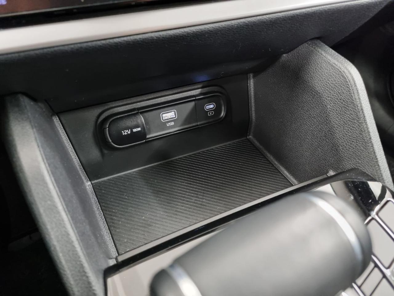 KIA Sportage 1.6 CRDi MHEV DCT Style - 26