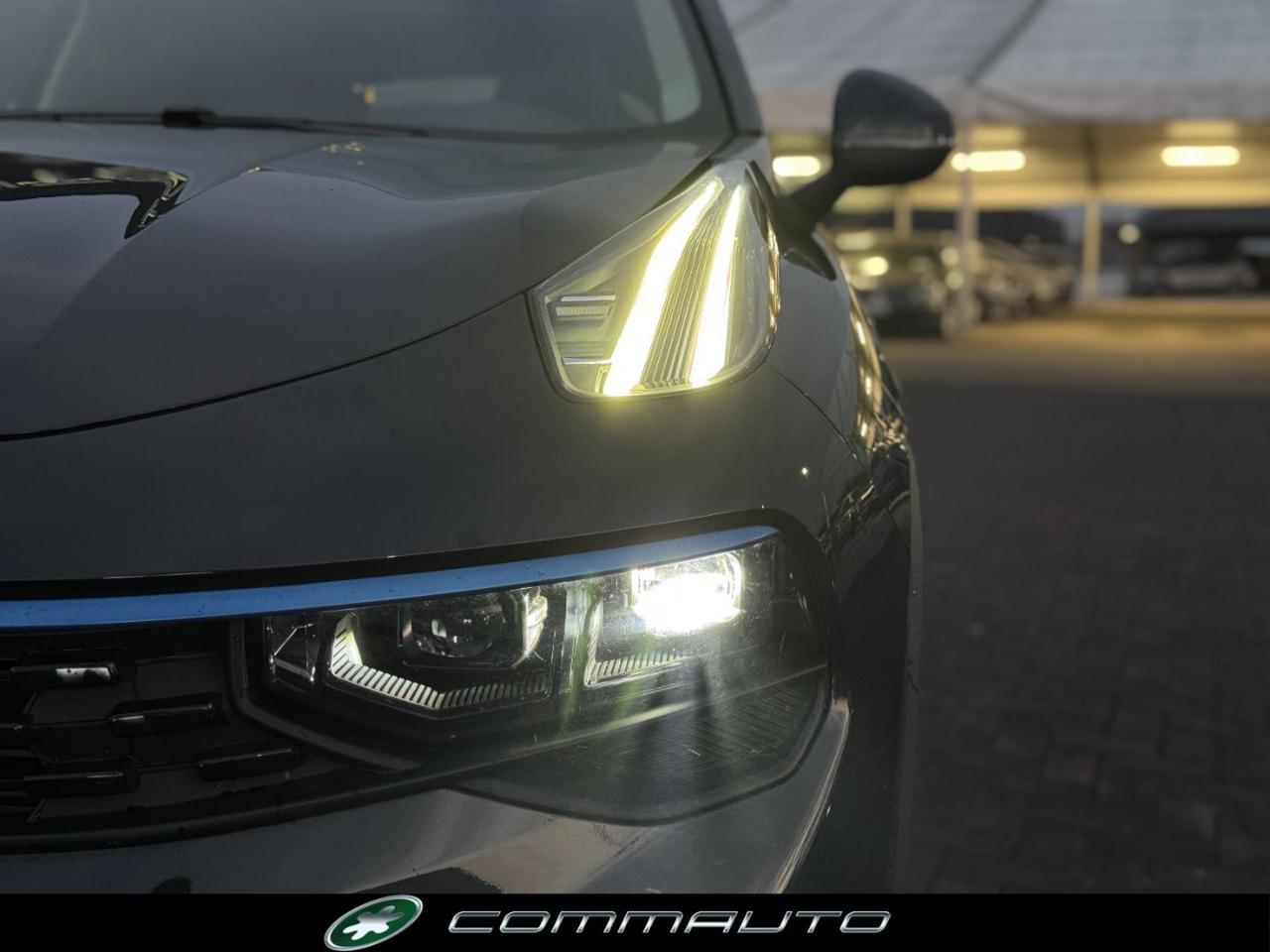 LYNK & CO 01 PHEV - 8