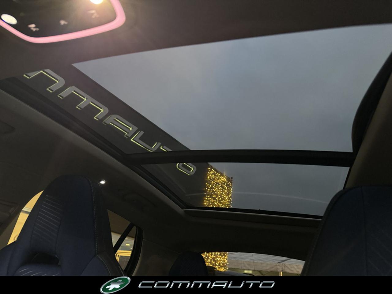 LYNK & CO 01 PHEV - 30