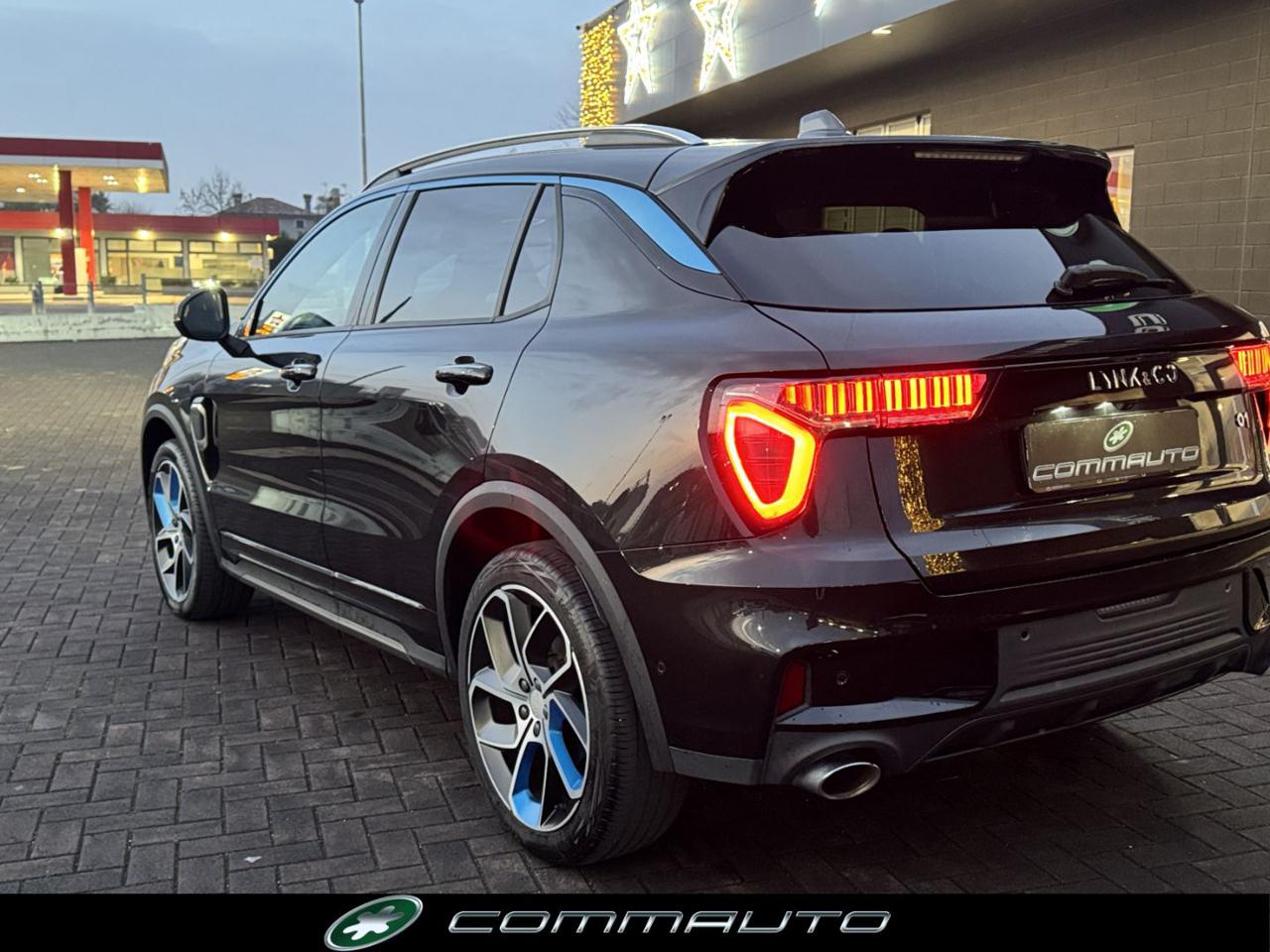 LYNK & CO 01 PHEV - 6