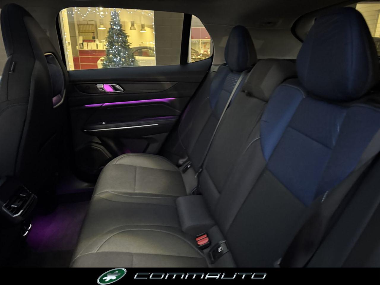 LYNK & CO 01 PHEV - 31