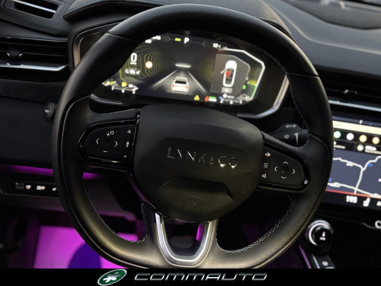 LYNK & CO 01 PHEV - 11