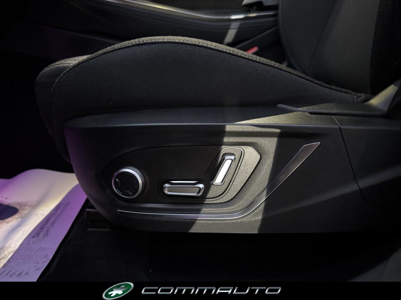 LYNK & CO 01 PHEV - 13