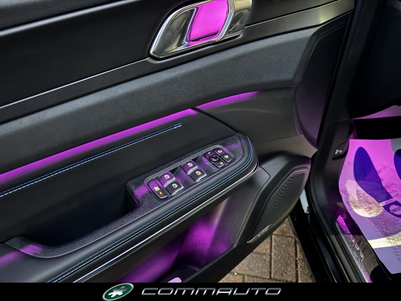 LYNK & CO 01 PHEV - 10