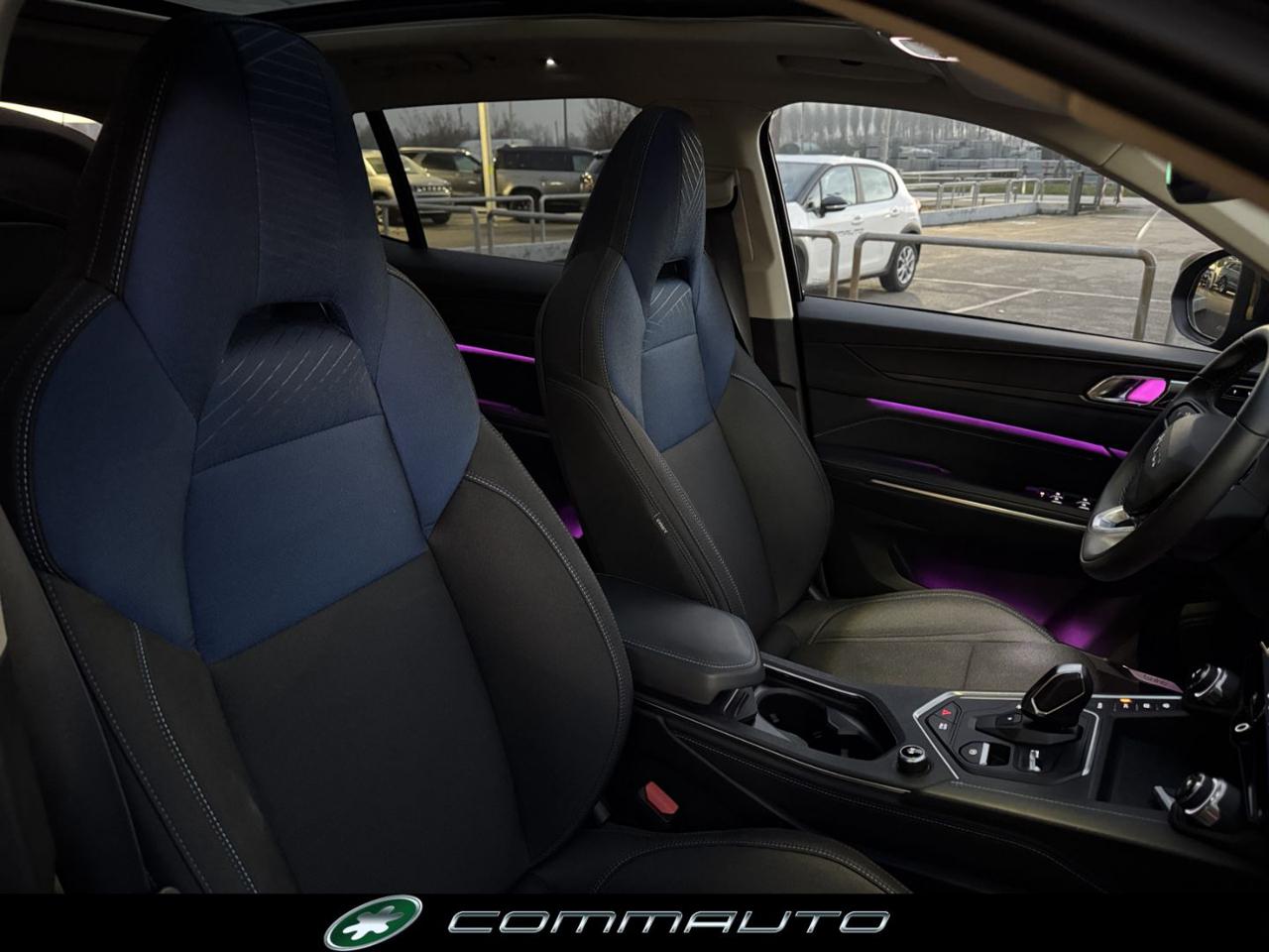 LYNK & CO 01 PHEV - 32