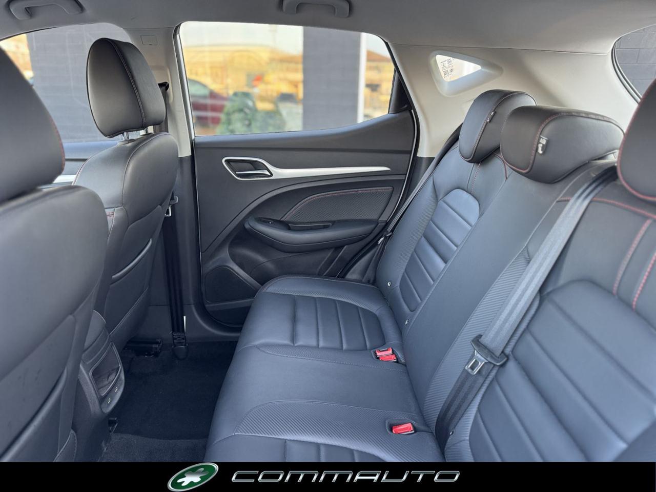 MG ZS 1.5 VTi-tech Luxury - 27