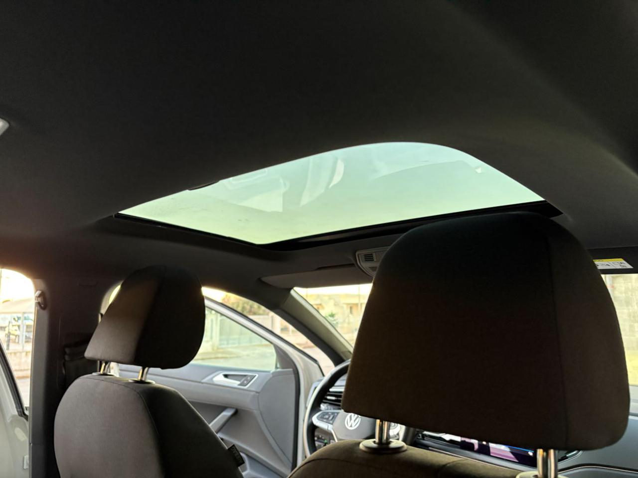 VOLKSWAGEN Taigo 1.0 TSI 110 CV DSG R-Line TETTO APR/PAN - 22