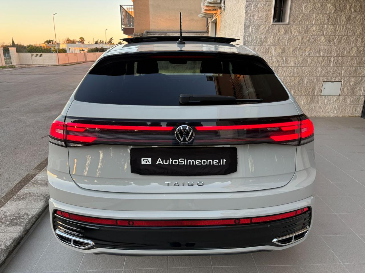 VOLKSWAGEN Taigo 1.0 TSI 110 CV DSG R-Line TETTO APR/PAN - 6