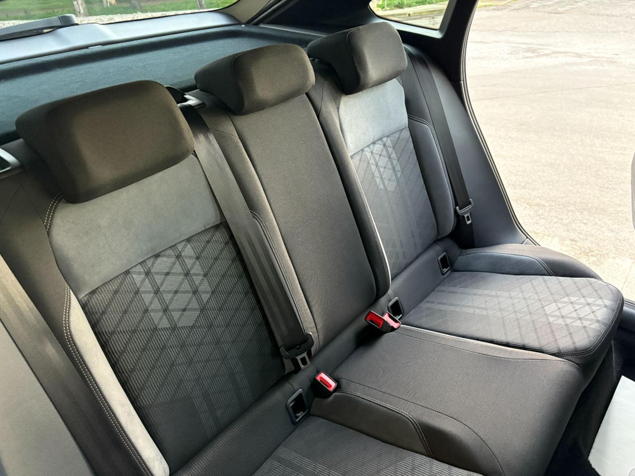 VOLKSWAGEN Taigo 1.0 TSI 110 CV DSG R-Line TETTO APR/PAN - 15