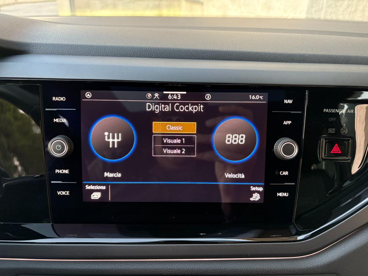 VOLKSWAGEN Taigo 1.0 TSI 110 CV DSG R-Line TETTO APR/PAN - 30