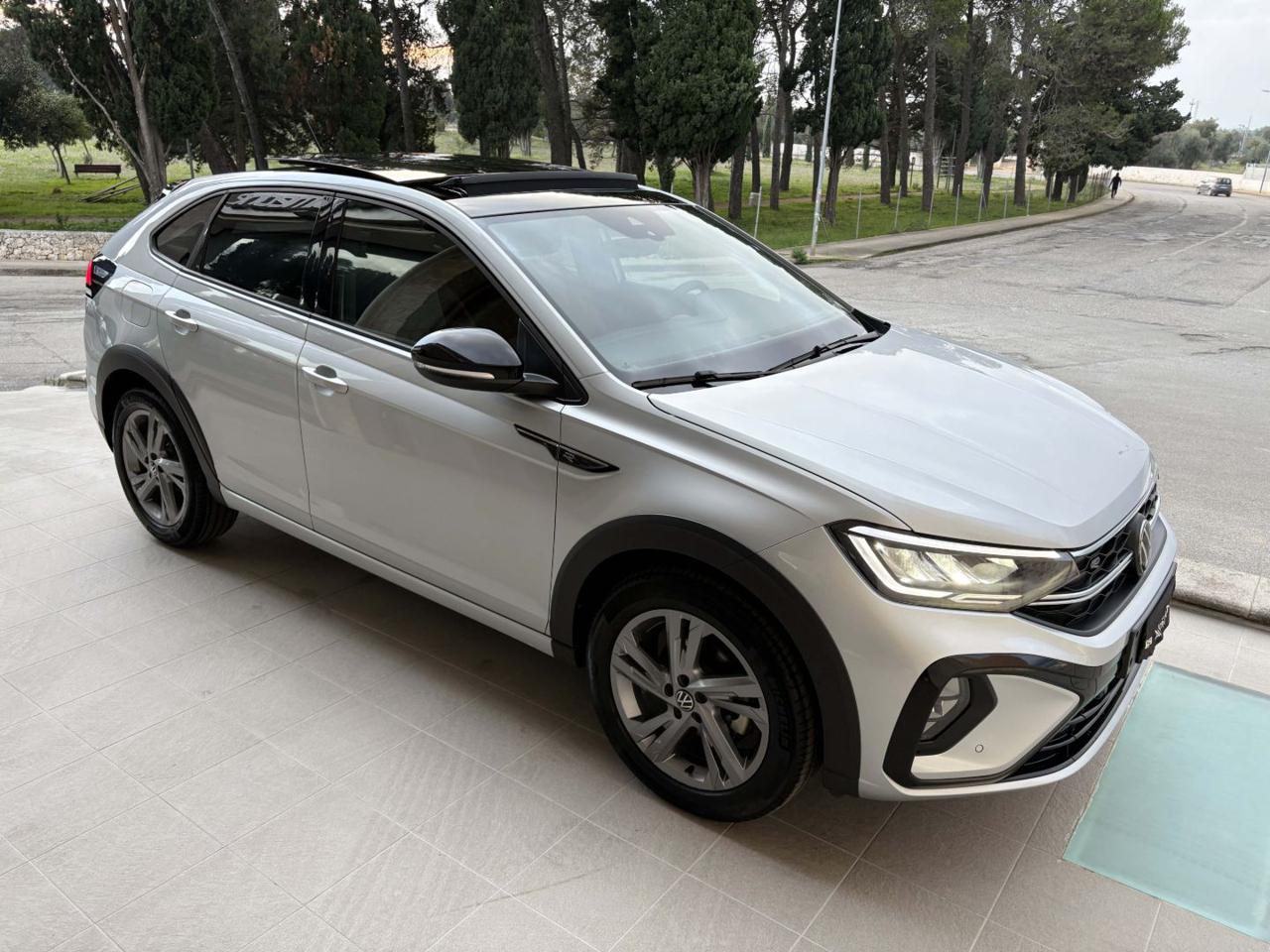 VOLKSWAGEN Taigo 1.0 TSI 110 CV DSG R-Line TETTO APR/PAN - 3