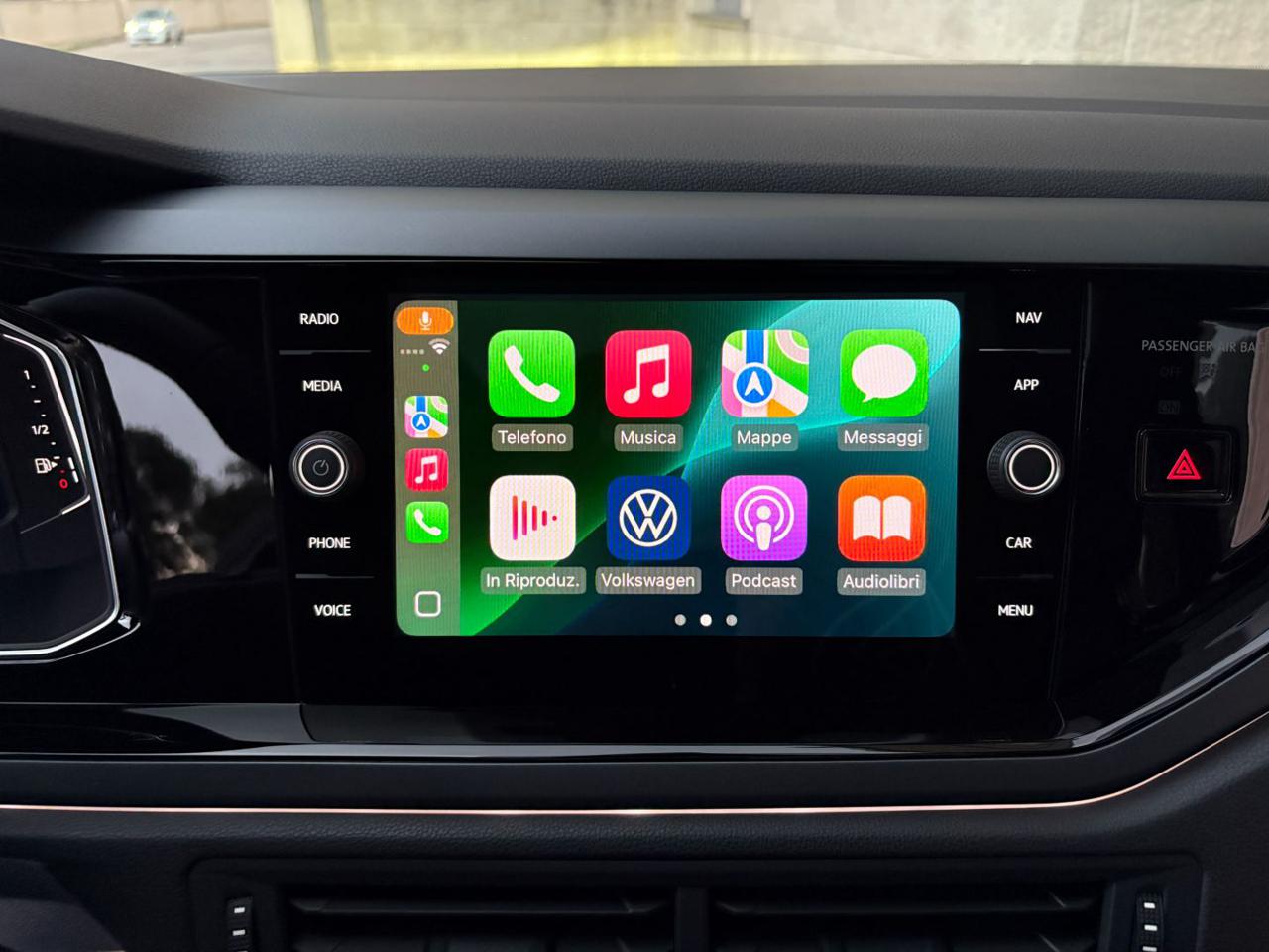 VOLKSWAGEN Taigo 1.0 TSI 110 CV DSG R-Line TETTO APR/PAN - 18