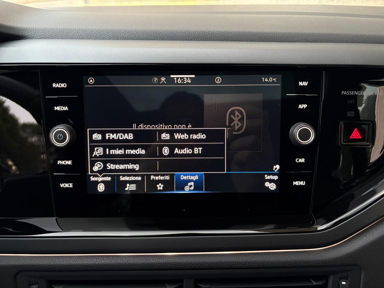 VOLKSWAGEN Taigo 1.0 TSI 110 CV DSG R-Line TETTO APR/PAN - 27