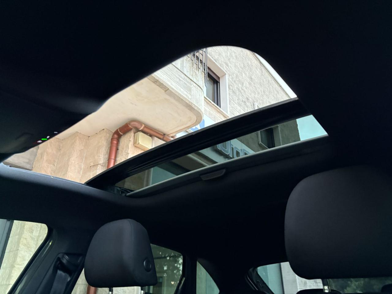 VOLKSWAGEN Taigo 1.0 TSI 110 CV DSG R-Line TETTO APR/PAN - 9