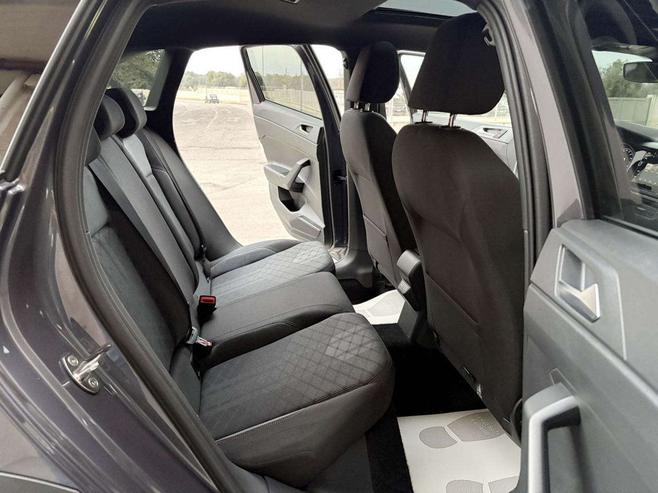 VOLKSWAGEN Taigo 1.0 TSI 110 CV DSG R-Line TETTO APR/PAN - 13