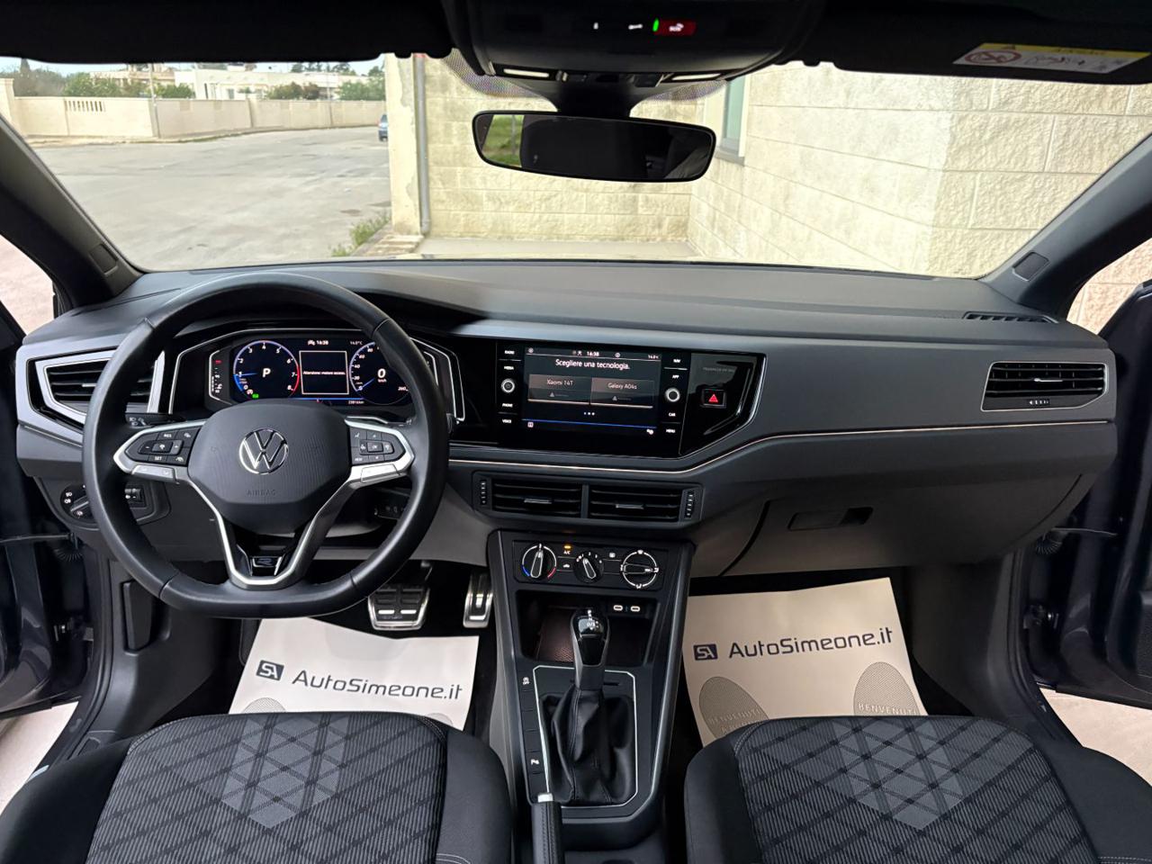 VOLKSWAGEN Taigo 1.0 TSI 110 CV DSG R-Line TETTO APR/PAN - 15