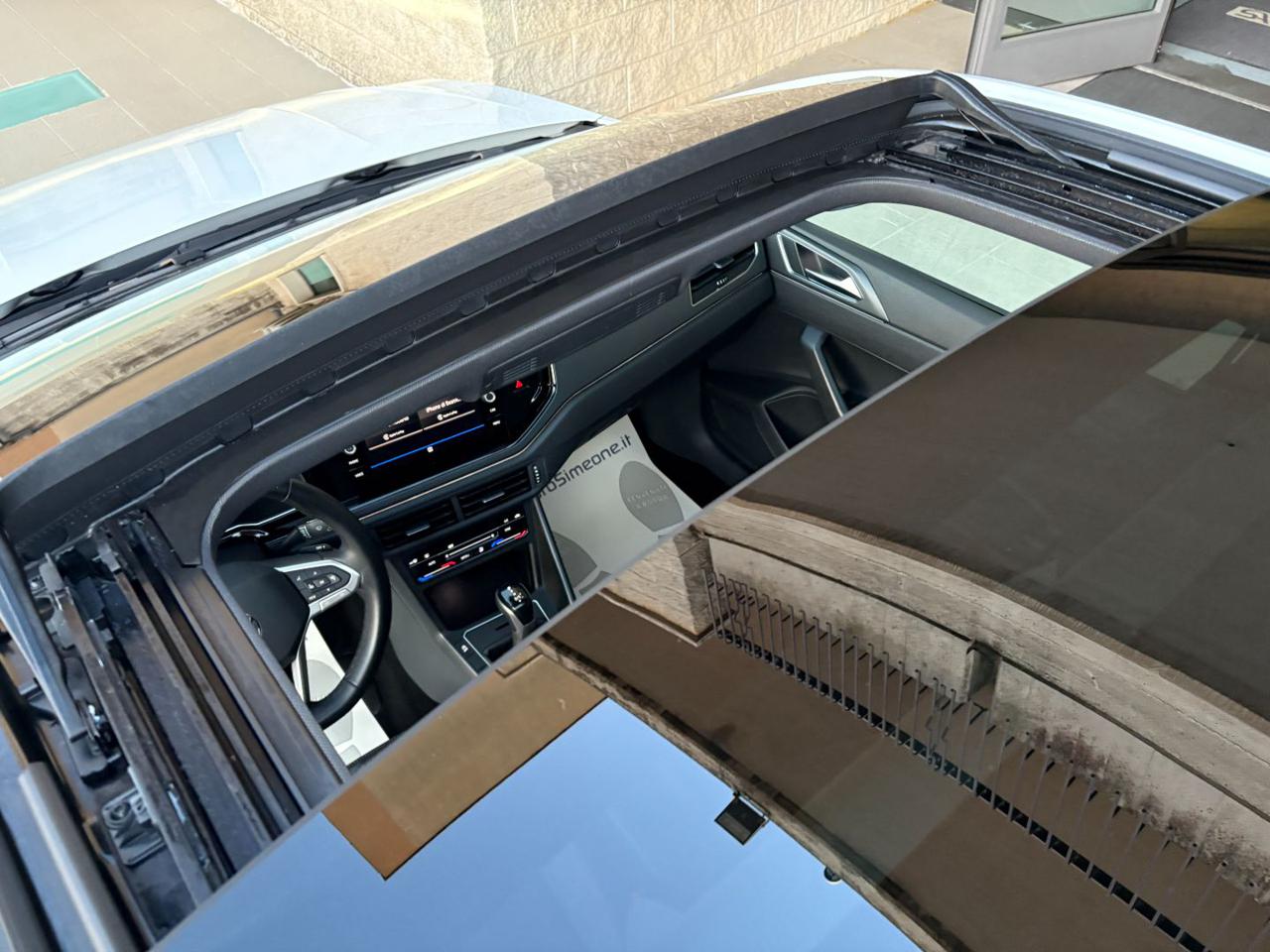 VOLKSWAGEN Taigo 1.0 TSI 116 CV DSG R-Line TETTO APR/PAN - 10