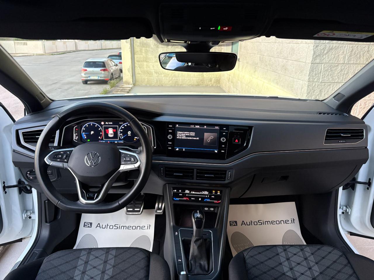 VOLKSWAGEN Taigo 1.0 TSI 116 CV DSG R-Line TETTO APR/PAN - 15