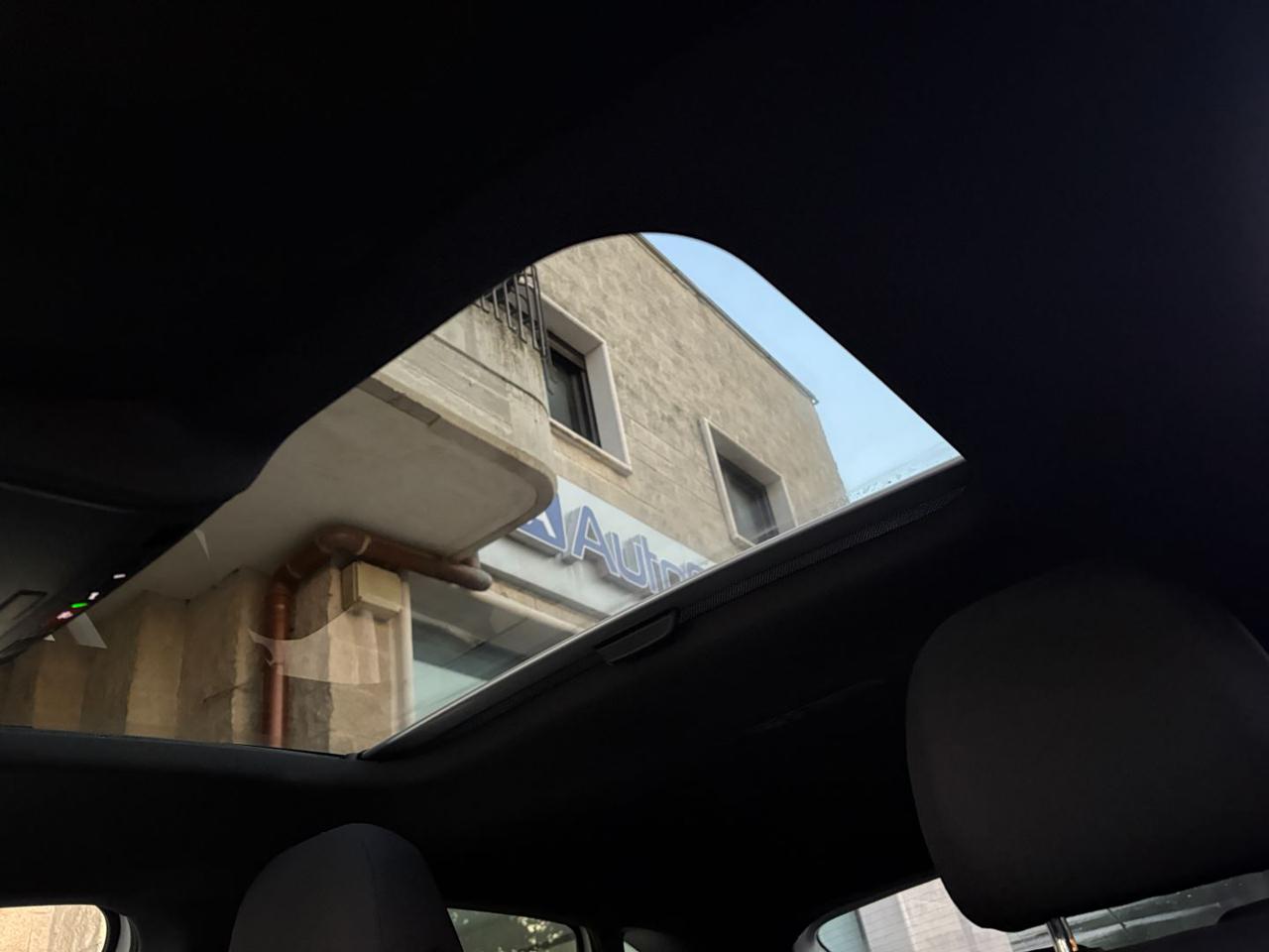 VOLKSWAGEN Taigo 1.0 TSI 116 CV DSG R-Line TETTO APR/PAN - 39