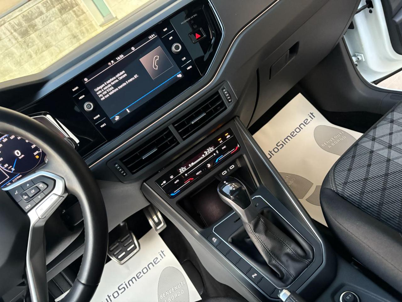 VOLKSWAGEN Taigo 1.0 TSI 116 CV DSG R-Line TETTO APR/PAN - 22