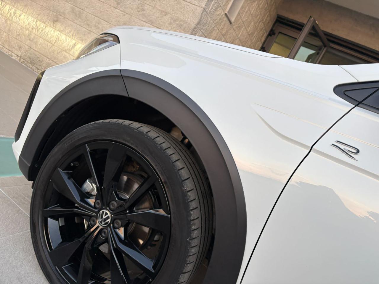 VOLKSWAGEN Taigo 1.0 TSI 116 CV DSG R-Line TETTO APR/PAN - 36