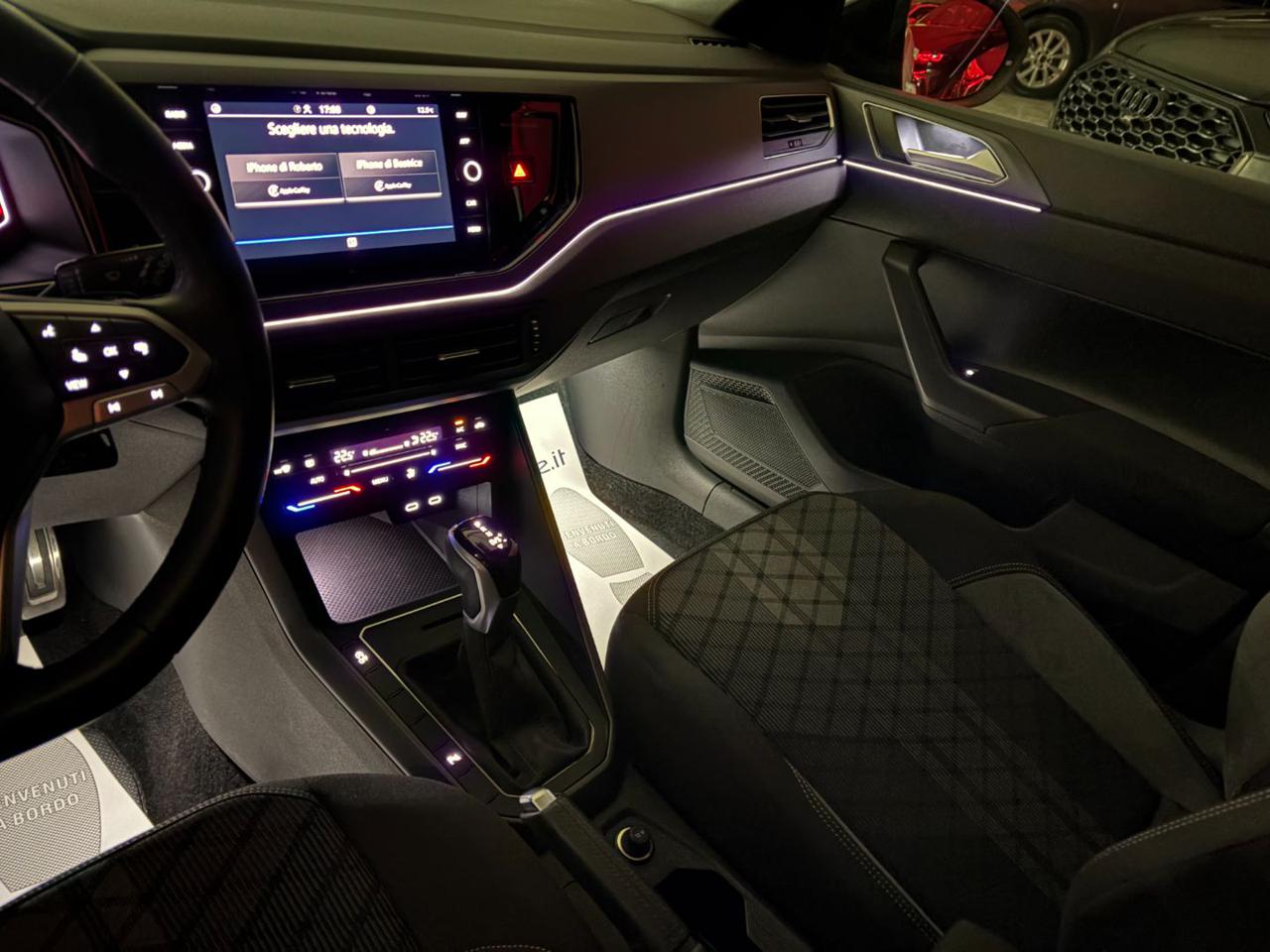 VOLKSWAGEN Taigo 1.0 TSI 116 CV DSG R-Line TETTO APR/PAN - 29