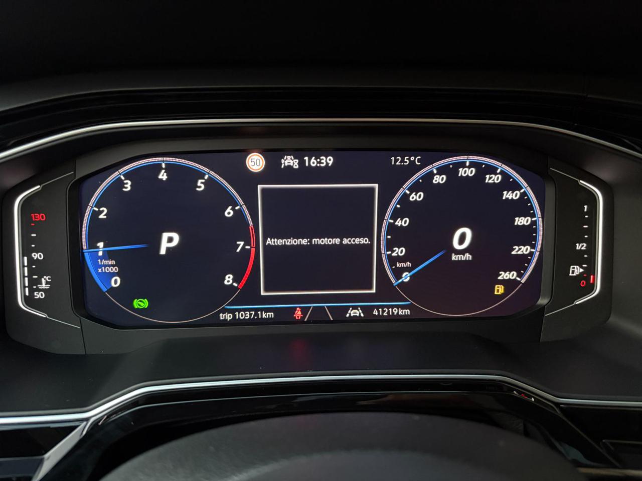 VOLKSWAGEN Taigo 1.0 TSI 116 CV DSG R-Line TETTO APR/PAN - 25