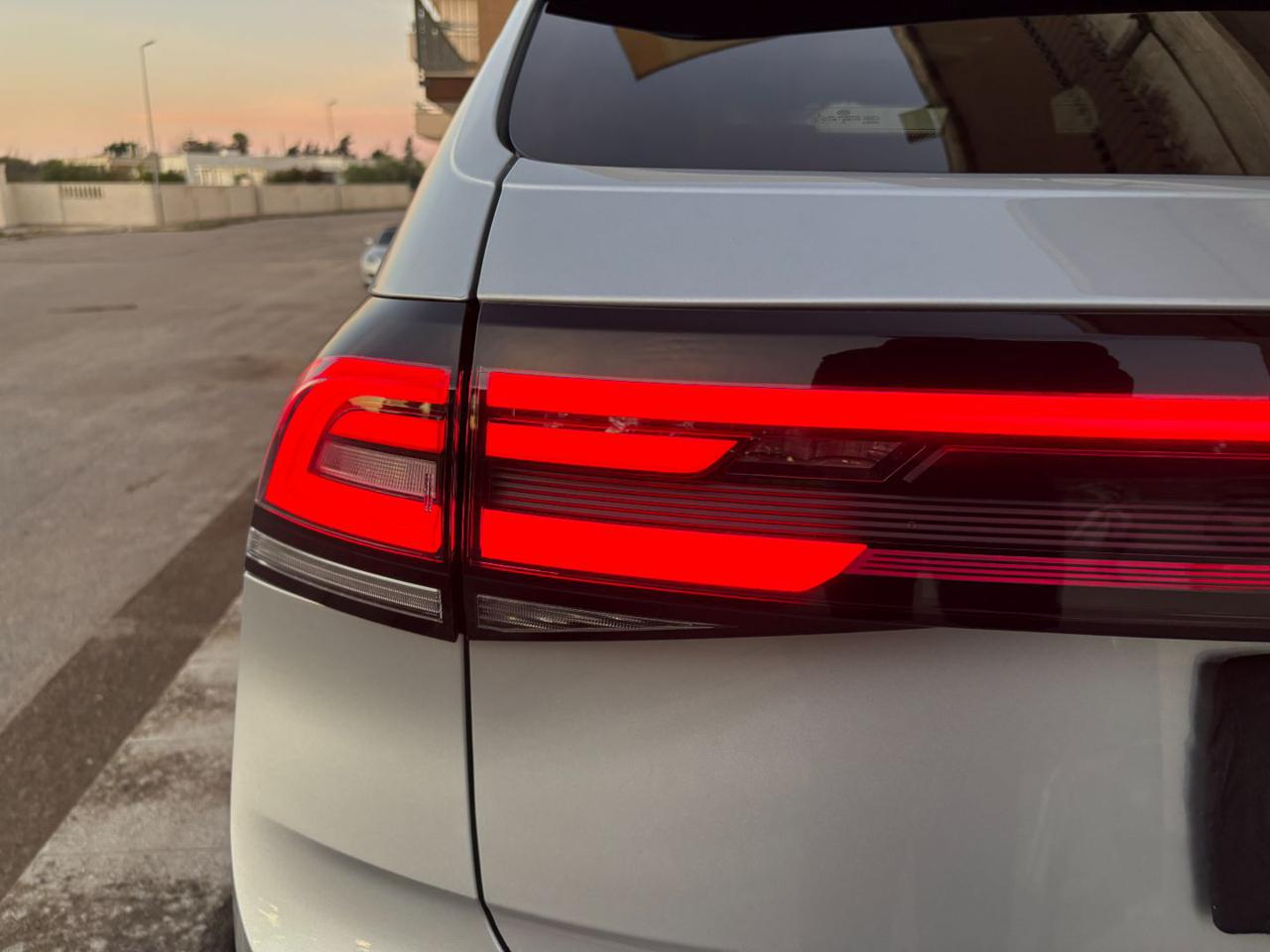 VOLKSWAGEN Taigo 1.0 TSI 116 CV DSG R-Line TETTO APR/PAN - 39