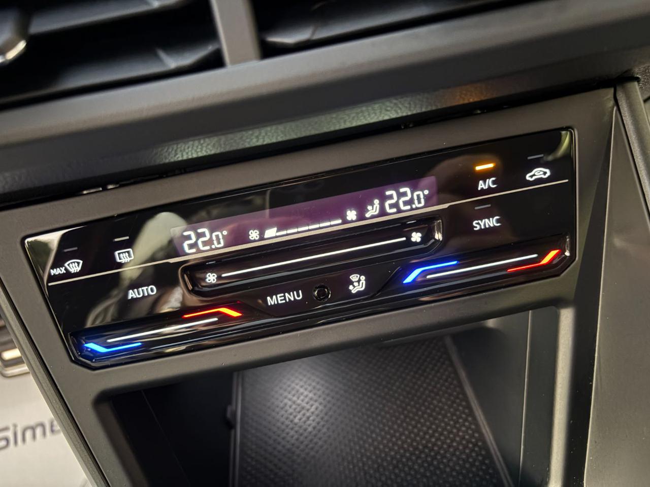 VOLKSWAGEN Taigo 1.0 TSI 116 CV DSG R-Line TETTO APR/PAN - 26