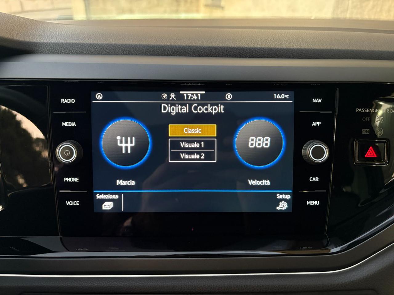 VOLKSWAGEN Taigo 1.0 TSI 116 CV DSG R-Line TETTO APR/PAN - 29