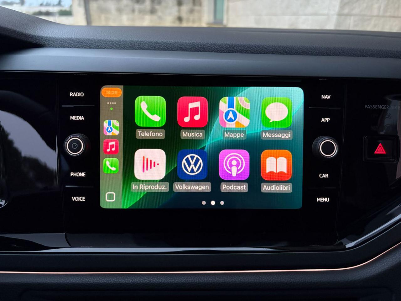 VOLKSWAGEN Taigo 1.0 TSI 116 CV DSG R-Line TETTO APR/PAN - 17