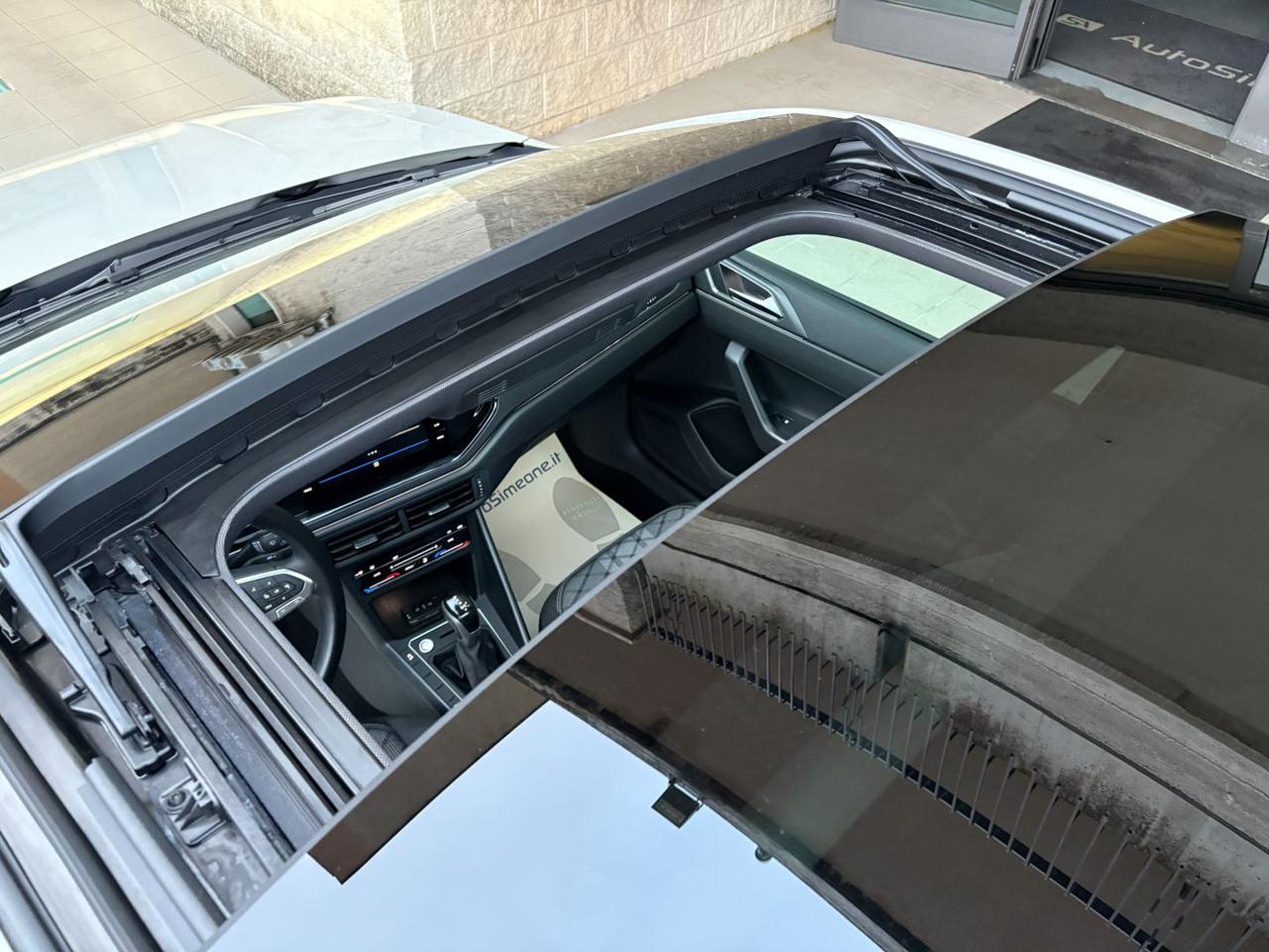 VOLKSWAGEN Taigo 1.0 TSI 116 CV DSG R-Line TETTO APR/PAN - 9