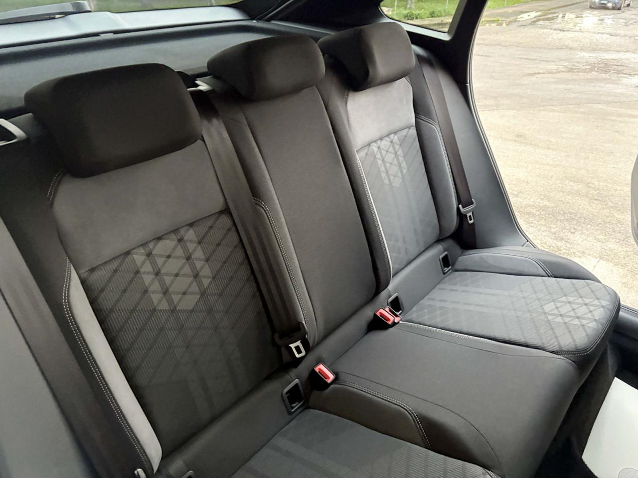 VOLKSWAGEN Taigo 1.0 TSI 116 CV DSG R-Line TETTO APR/PAN - 22