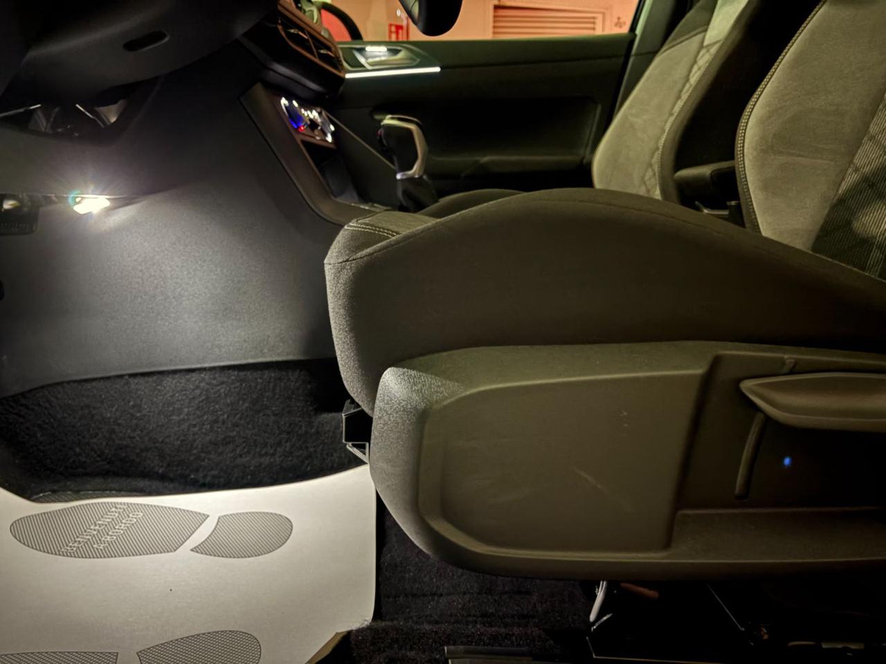 VOLKSWAGEN Taigo 1.0 TSI 110 CV DSG R-Line TETTO APR/PAN - 27