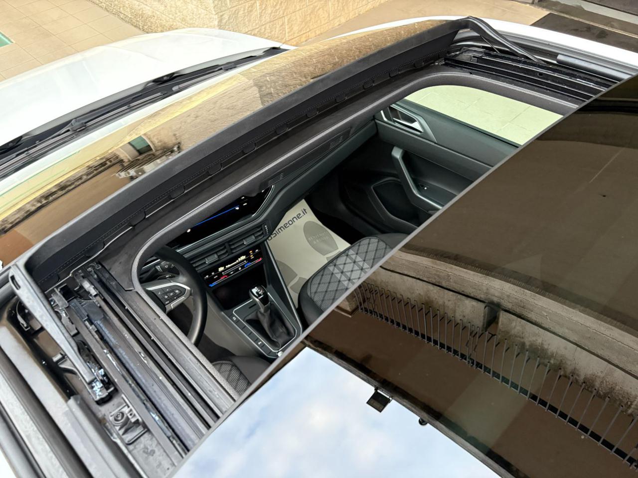 VOLKSWAGEN Taigo 1.0 TSI 116 CV DSG R-Line TETTO APR/PAN - 10