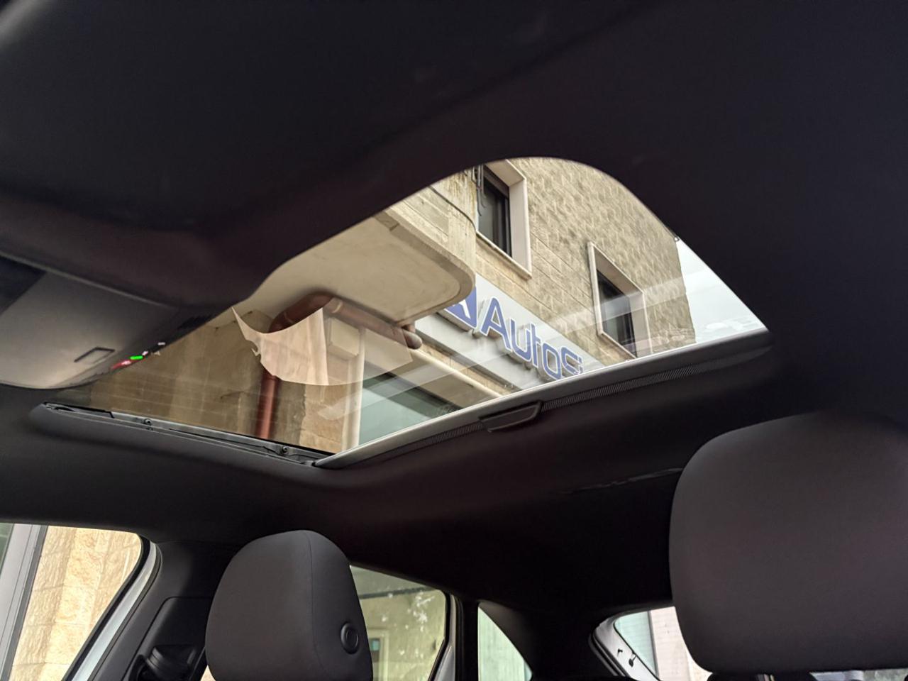 VOLKSWAGEN Taigo 1.0 TSI 116 CV DSG R-Line TETTO APR/PAN - 39