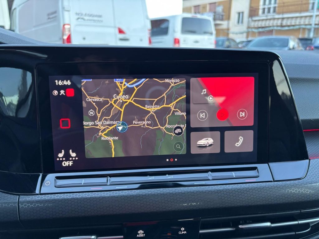 VOLKSWAGEN Golf 8 2.0 TSI DSG GTI fari MATRIX Armon Cardon - 17